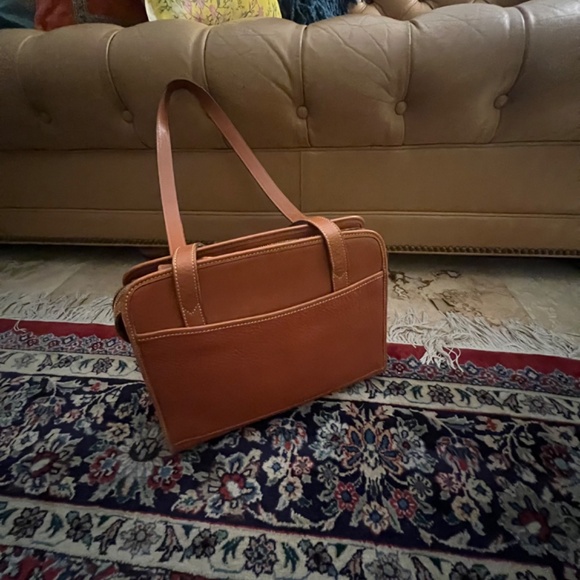 Dooney & Bourke East West Tote All Weather Leather Pebbled British Tan Vintage - Picture 16 of 16
